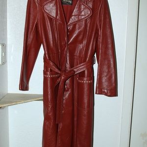 24 Kt. Vintage Leather Jacket byDan Di modes